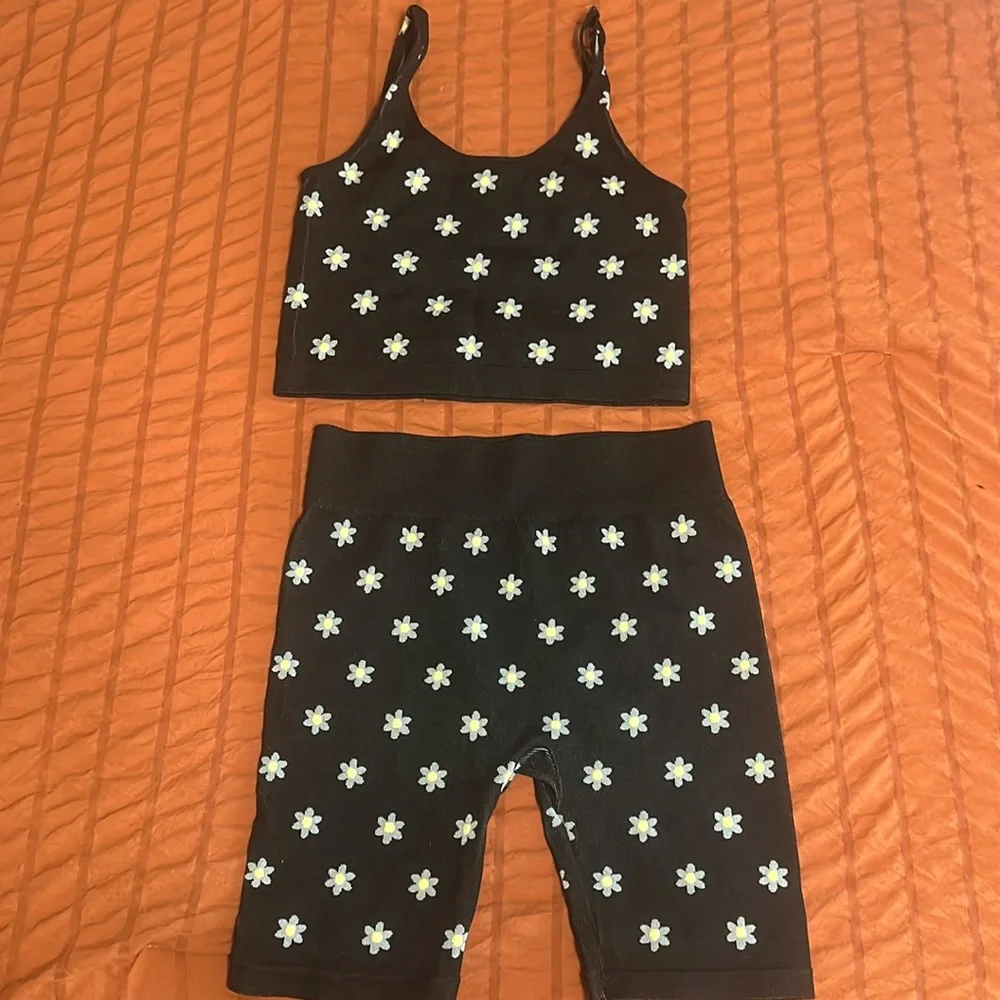 Workout Set - Picture 1 of 3